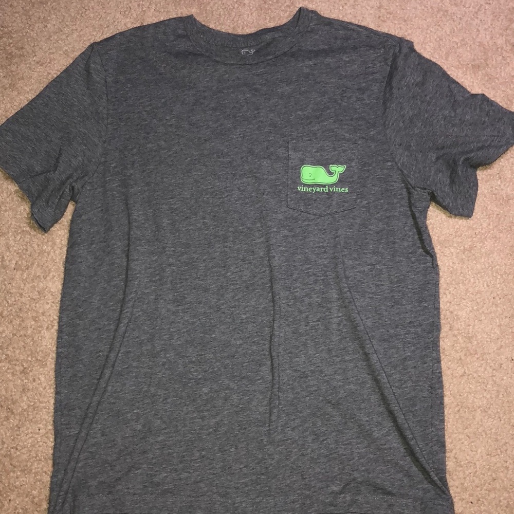 Vineyard Vines Tee